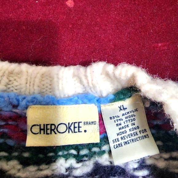 Cherokee Sweater - Picture 2 of 5
